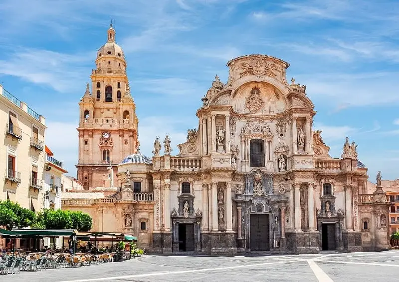 Viajar de Murcia a Marruecos: Catedral
