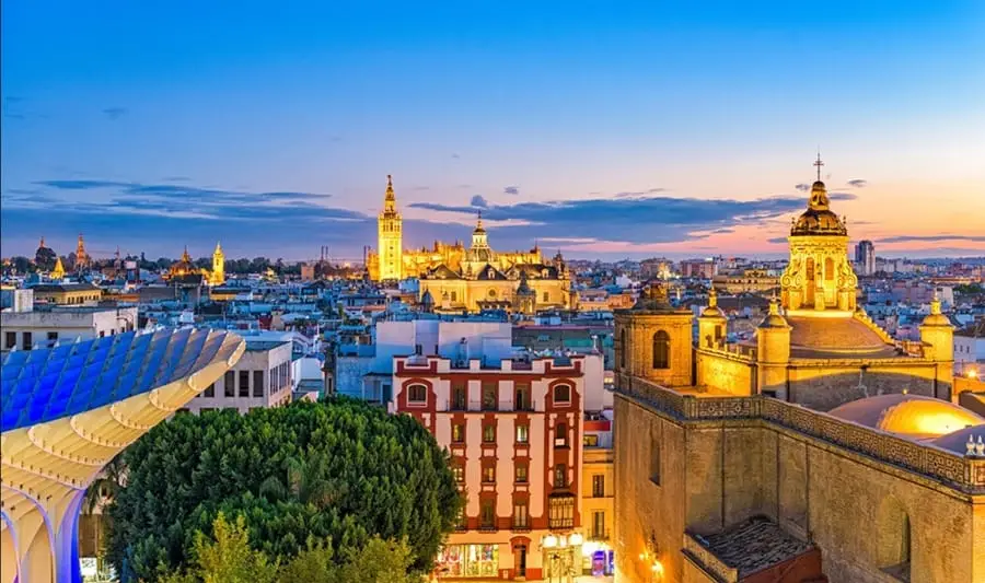 Consigue tu meta de viajar a Marruecos desde Uruguay 3 Viajar a Marruecos desde Uruguay: Sevilla